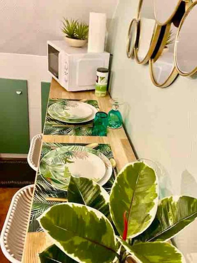 Escale Tropicale A Blois Apartment Bagian luar foto